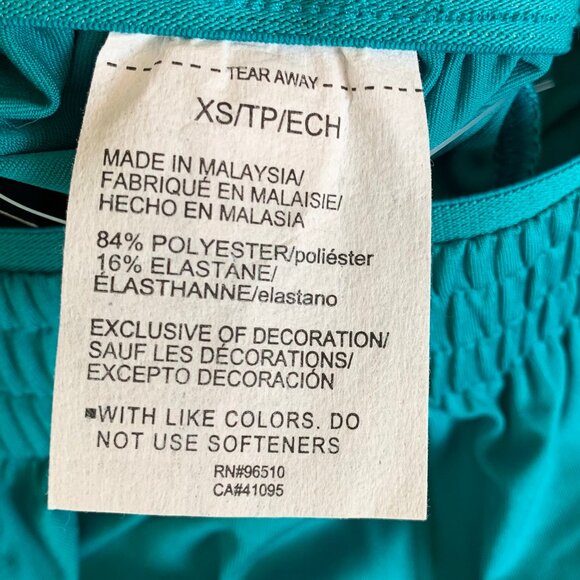 NWT Under Armour Women's Knit Mid-Length Shorts, Size XS, Green - Picture 4 of 9